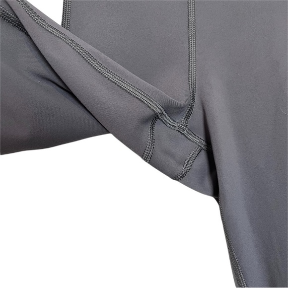 Athleta Colorblock Up For Anything 7/8 Tight Grey White Leggings Size Small - Picture 10 of 11